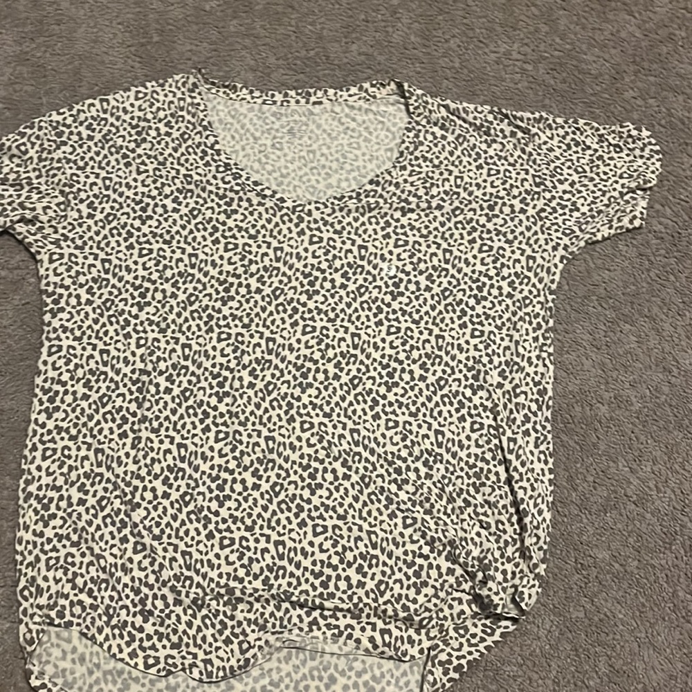 American eagle t shirt